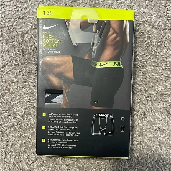 NWT Nike Black Performance Boxer Briefs - Picture 3 of 5